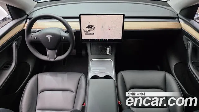 Tesla Model Y — Фото автомобиля 7