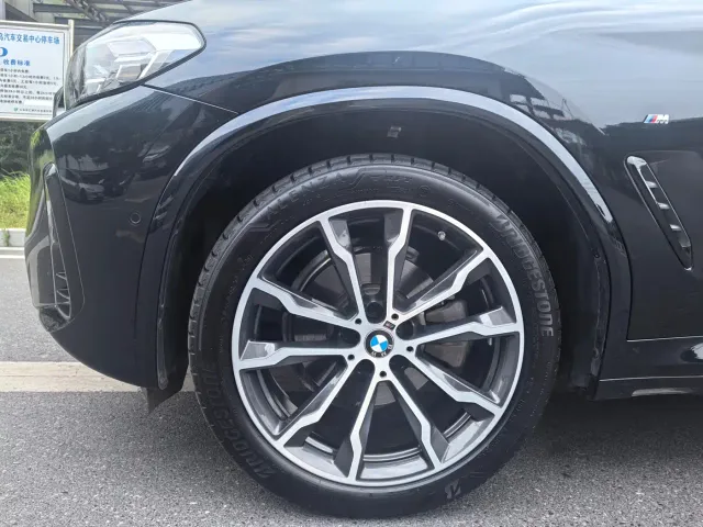 BMW X3 — Фото автомобиля 4