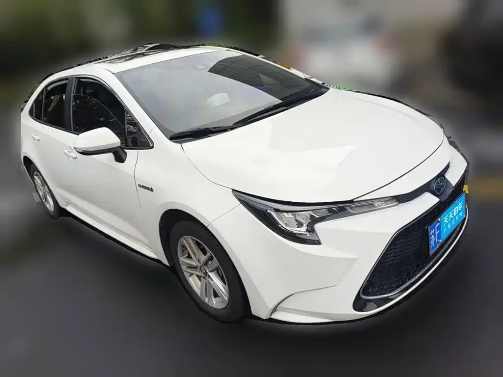 Toyota Levin 2022 Dual Engine 1.8H E-CVT Luxury Edition — Фото автомобиля 3