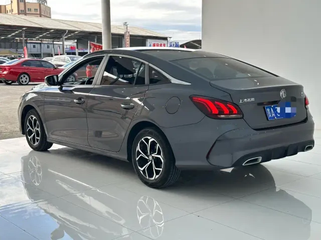 MG 5 — Фото автомобиля 4