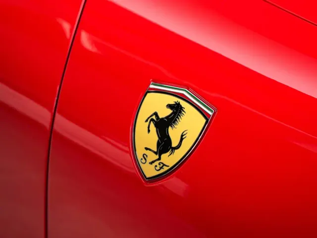 Ferrari Roma — Фото автомобиля 7