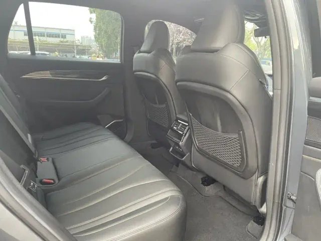 Geely Xingyue L — Фото автомобиля 17