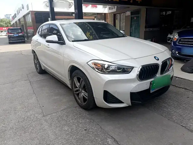 BMW X2 — Фото автомобиля 3
