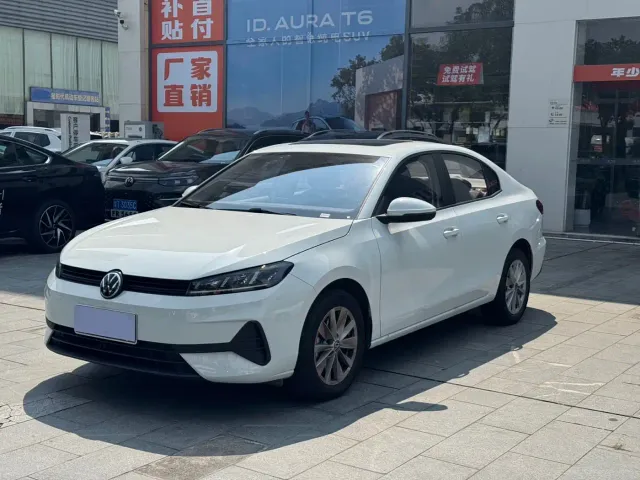 Фотография автомобиля — Volkswagen Sagitar