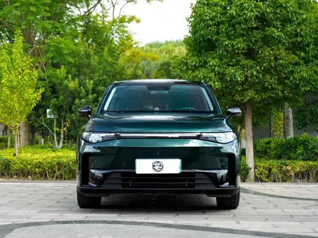 Leapmotor C10 — Фото автомобиля 2