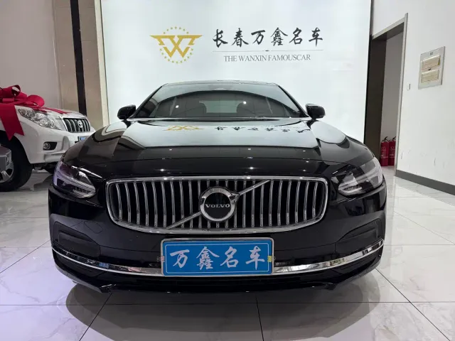 Volvo S90 — Фото автомобиля 2