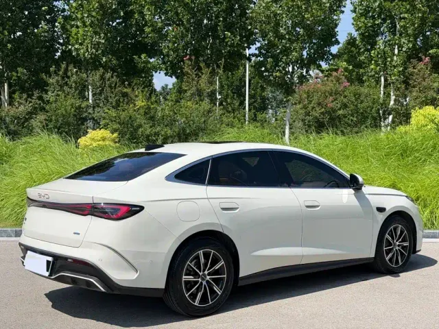 BYD Seal 06 — Фото автомобиля 9