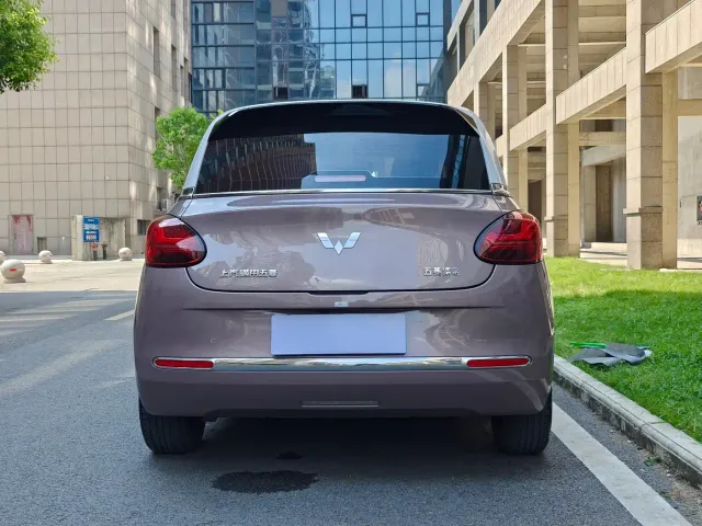 Wuling Bingo — Фото автомобиля 4