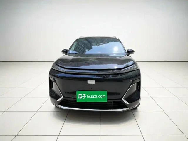 Geely Galaxy Starship 7 EM-i — Фото автомобиля 2