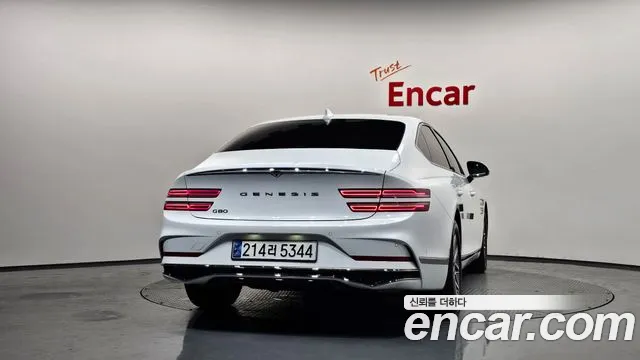 Genesis G80 Бензин 2.5 турбо 2WD — Фото автомобиля 4