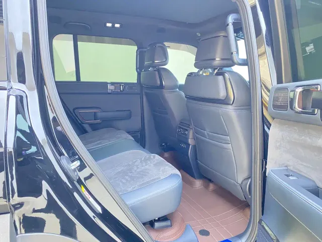 BYD FangChengBao Leopard 5 — Фото автомобиля 7