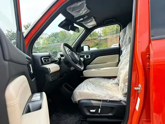 Baojun Yep Plus — Фото автомобиля 6