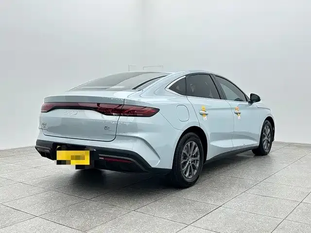 BYD Qin L — Фото автомобиля 6