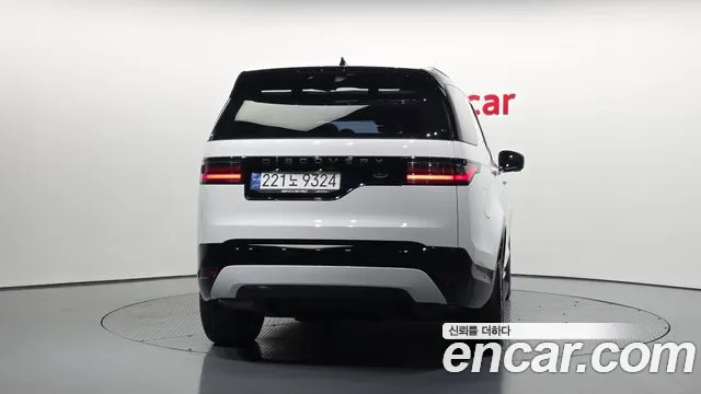 Land Rover Discovery — Фото автомобиля 4