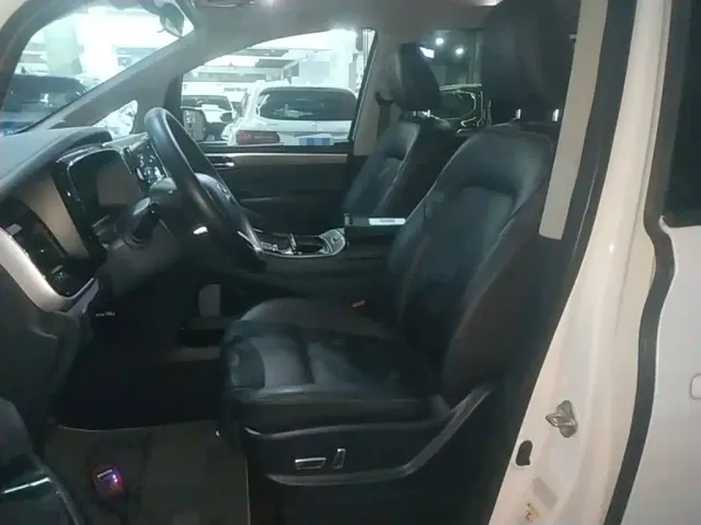 GAC Trumpchi M8 — Фото автомобиля 14