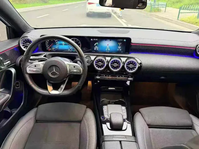Mercedes-Benz A-Class — Фото автомобиля 5