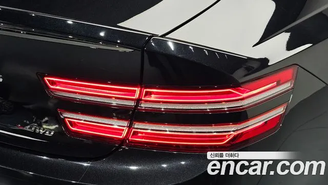 Genesis G80 RG3 — Фото автомобиля 8