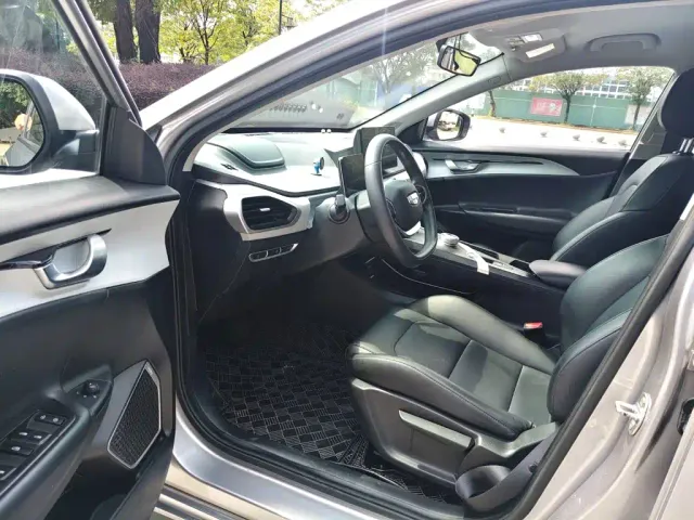 Geely Geometry A — Фото автомобиля 11