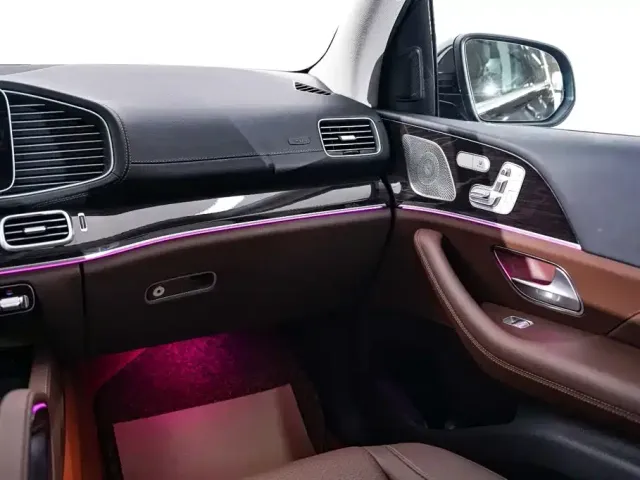 Mercedes-Benz GLE-Class — Фото автомобиля 27