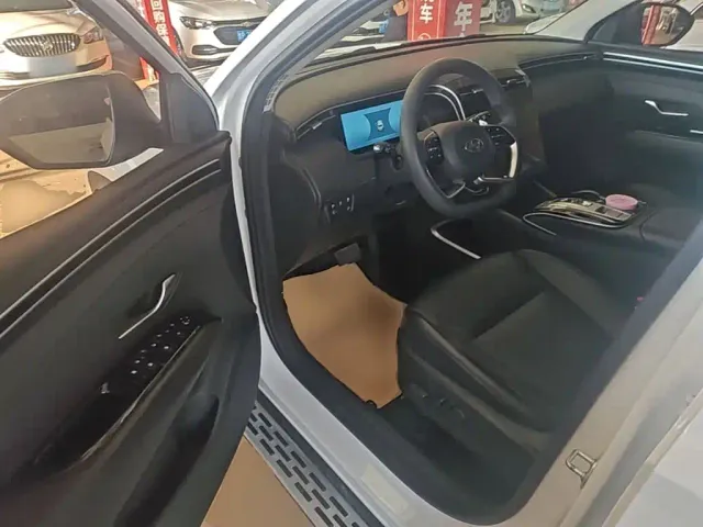 Hyundai Tucson — Фото автомобиля 15