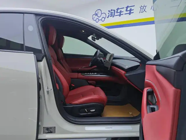 Xiaomi SU7 — Фото автомобиля 8