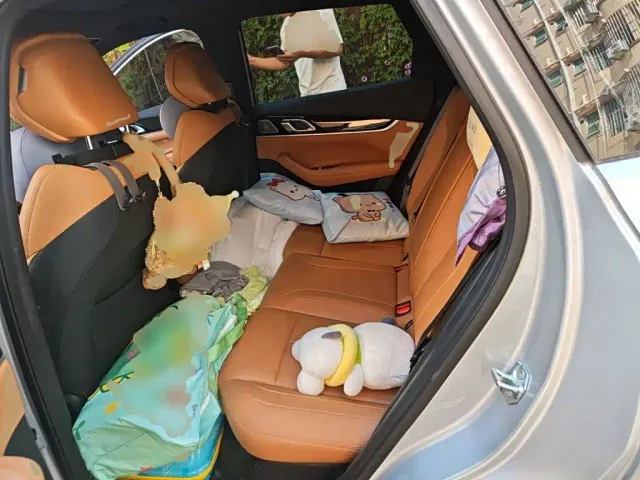 Geely Boyue L — Фото автомобиля 13