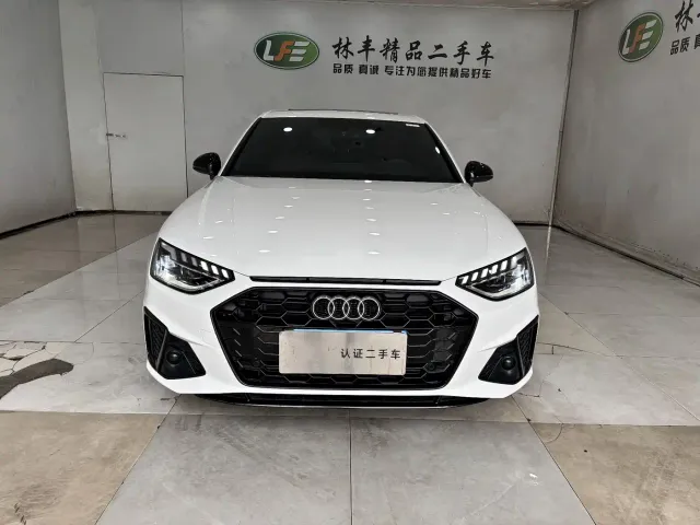 Audi A4L — Фото автомобиля 3