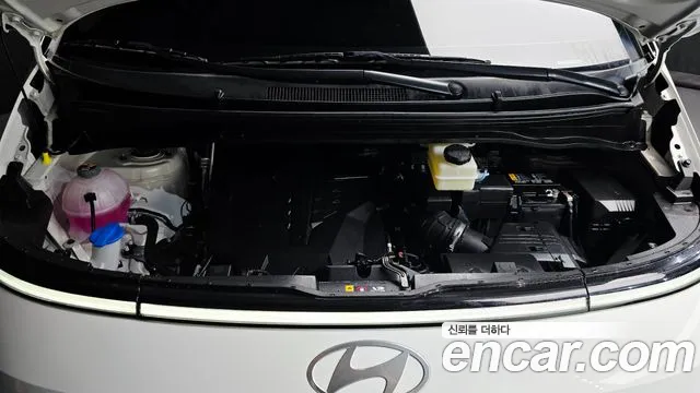 Hyundai Staria — Фото автомобиля 9