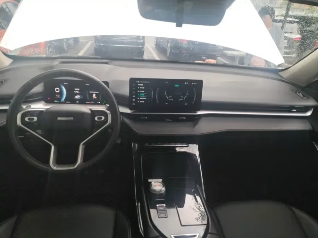 Haval H6 — Фото автомобиля 10