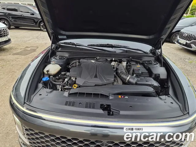 Hyundai Grandeur GN7 — Фото автомобиля 6