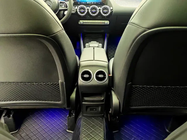 Mercedes-Benz GLA-Class — Фото автомобиля 13
