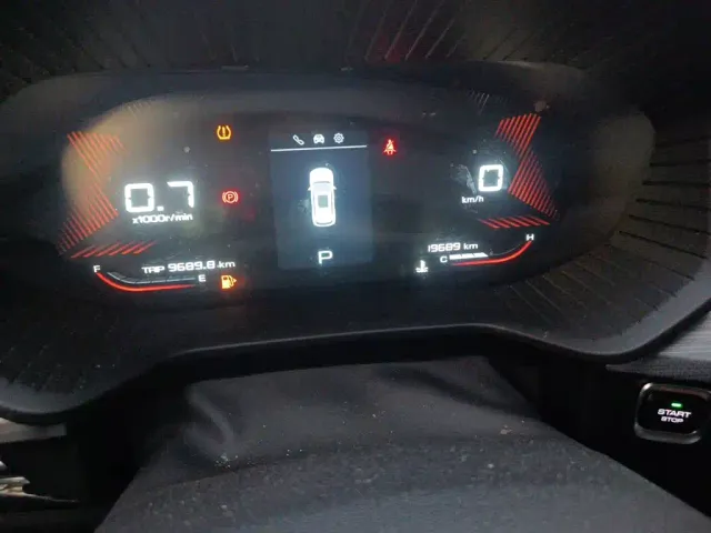 Wuling Asta — Фото автомобиля 8