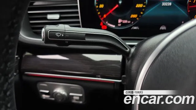 Mercedes-Benz GLE-Class — Фото автомобиля 28