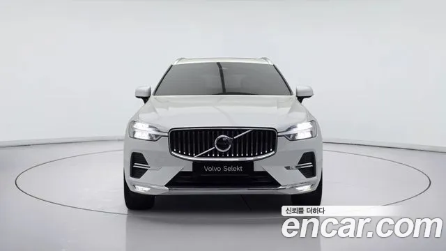 Вольво XC60 — Фото автомобиля 2