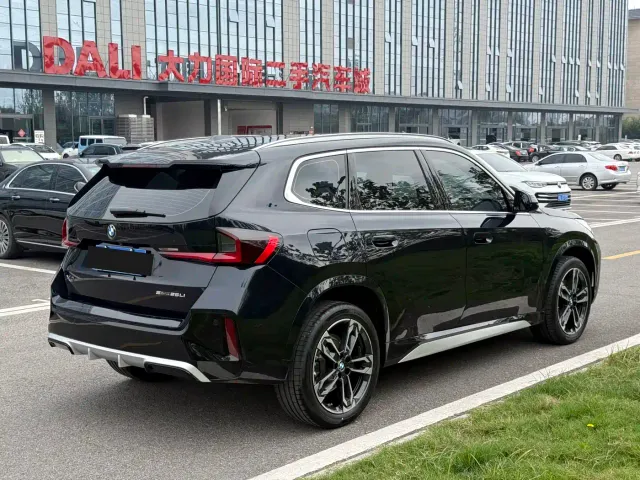 BMW X1 — Фото автомобиля 13