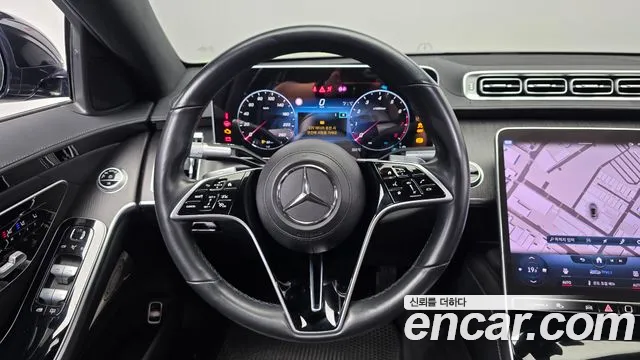 Mercedes-Benz S-Class — Фото автомобиля 12