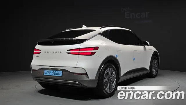 Genesis GV60 — Фото автомобиля 2