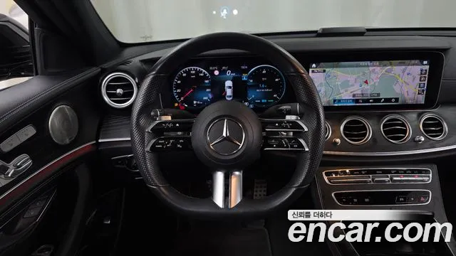 Mercedes-Benz E-Class — Фото автомобиля 13