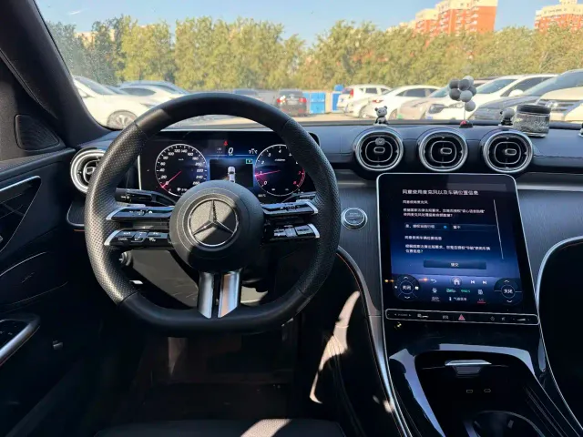 Mercedes-Benz C-Class — Фото автомобиля 9