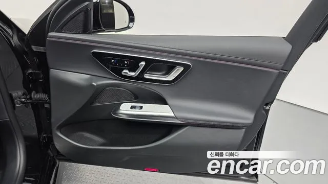 Mercedes-Benz E-Class W214 — Фото автомобиля 25