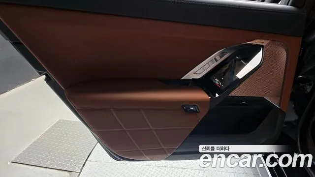 BMW 7-Series 7 серия (G70) 740i xDrive M Sport — Фото автомобиля 25