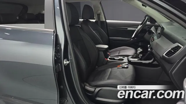 Kia Seltos Новый Seltos Бензин 2.0 2WD — Фото автомобиля 26