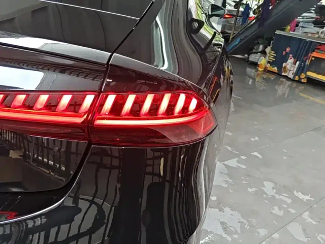 Audi S7 — Фото автомобиля 7