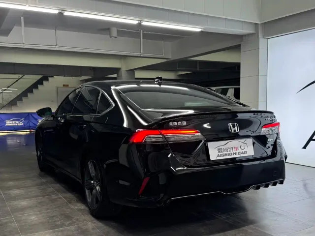 Honda Inspire — Фото автомобиля 5