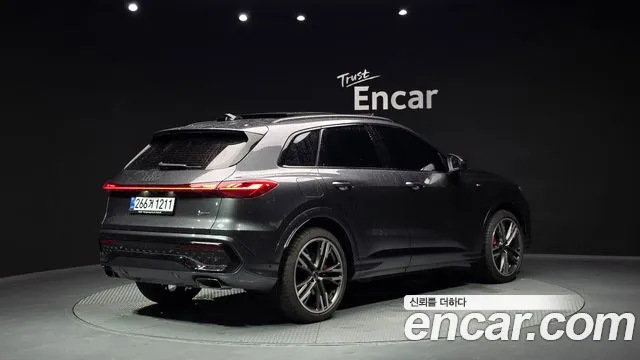 Audi Q5 — Фото автомобиля 2