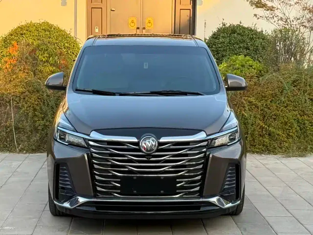Фотография автомобиля — Buick GL8