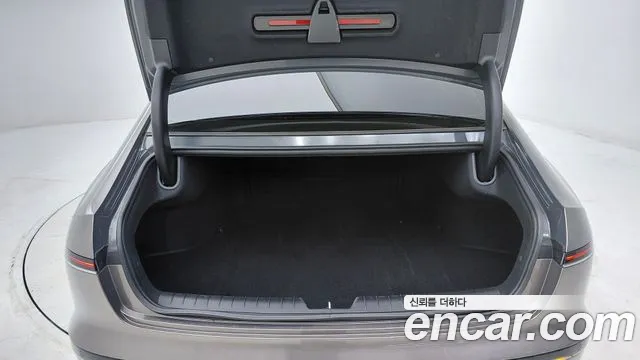 Hyundai Grandeur GN7 — Фото автомобиля 17