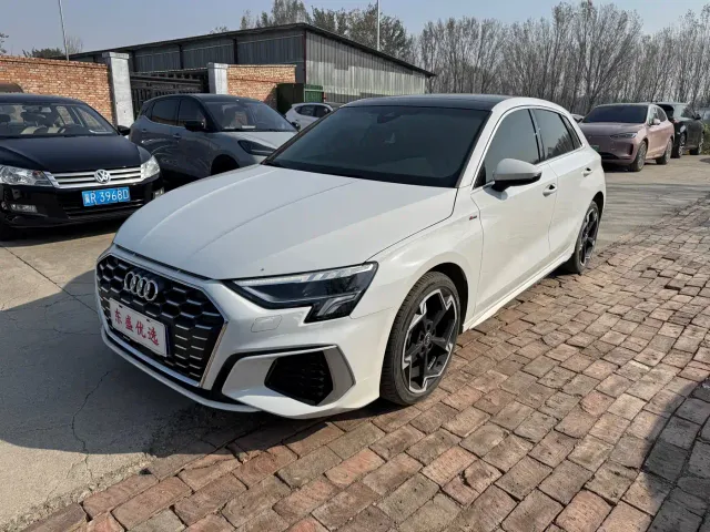 Фотография автомобиля — Audi A3