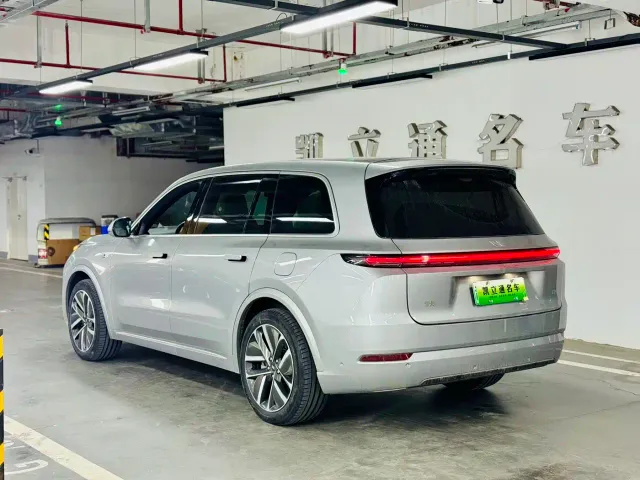 Li Auto L9 — Фото автомобиля 4