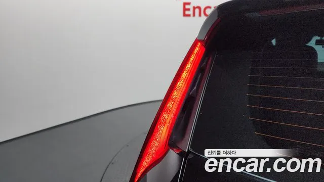 Kia Niro All Niro EV Air — Фото автомобиля 23